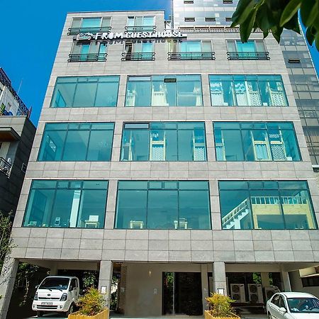 From Guesthouse Busan Exterior foto