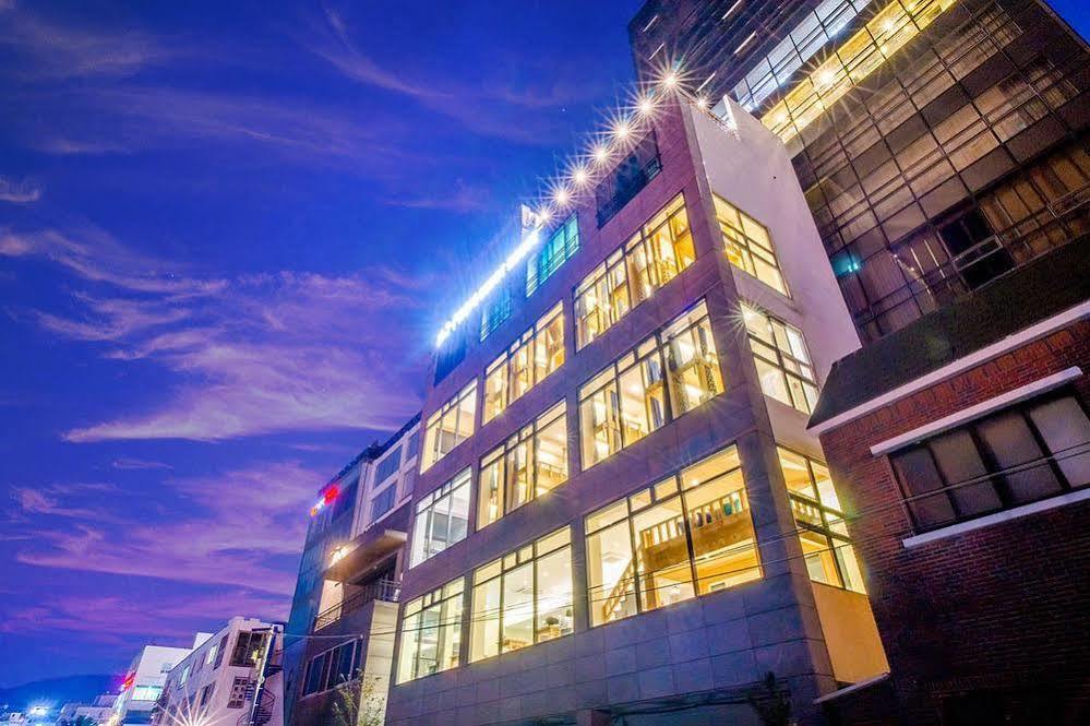 From Guesthouse Busan Exterior foto
