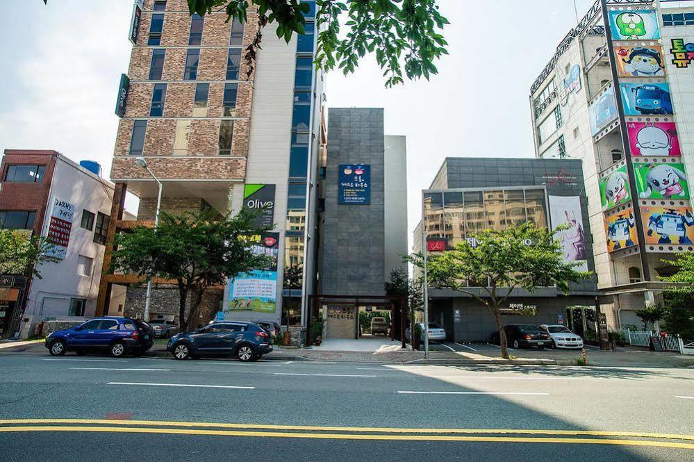 From Guesthouse Busan Exterior foto